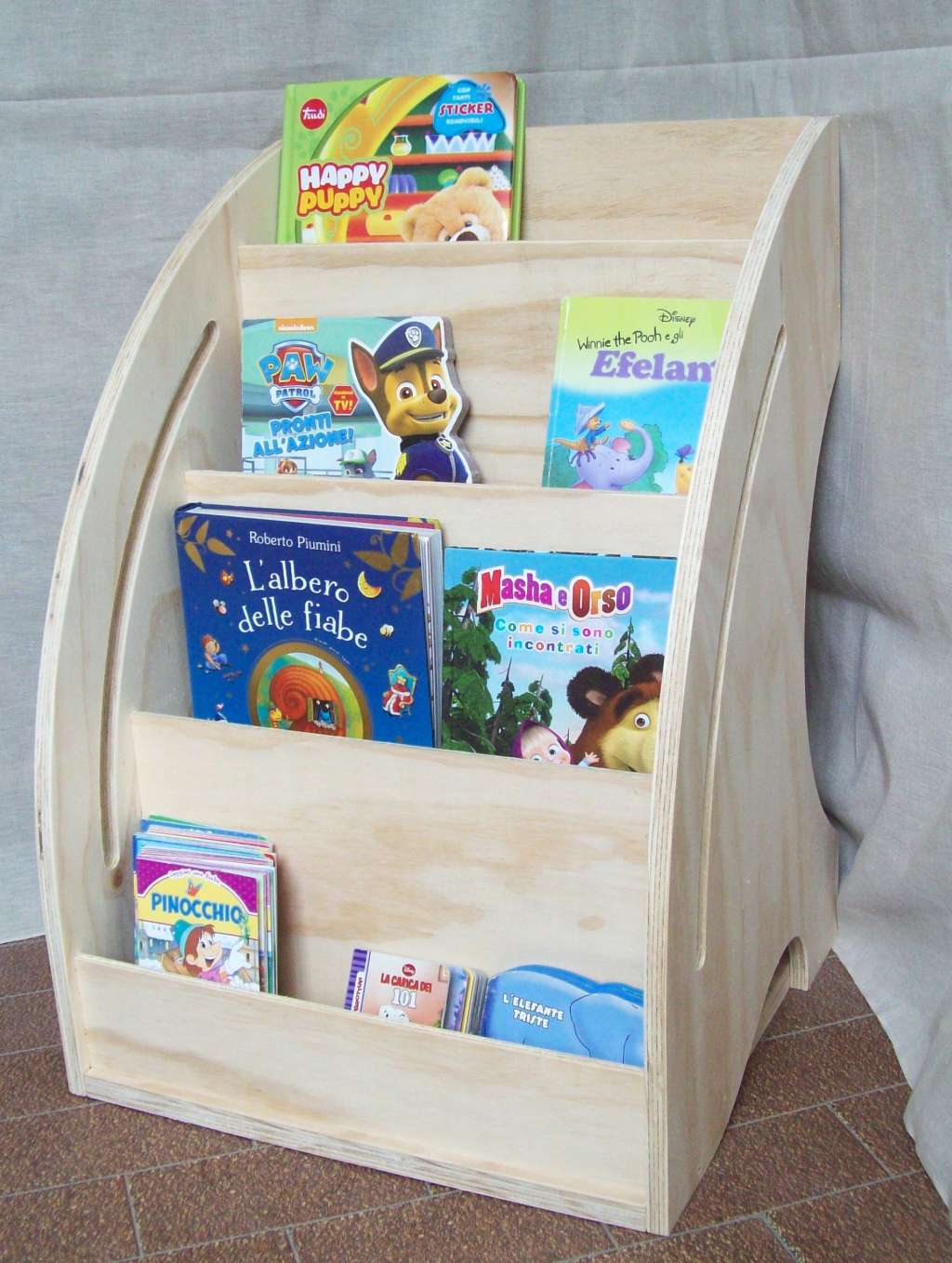libreria per bambini, libreria montessoriana in legno